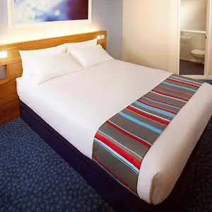 Travelodge Tower Bridge 3* London
