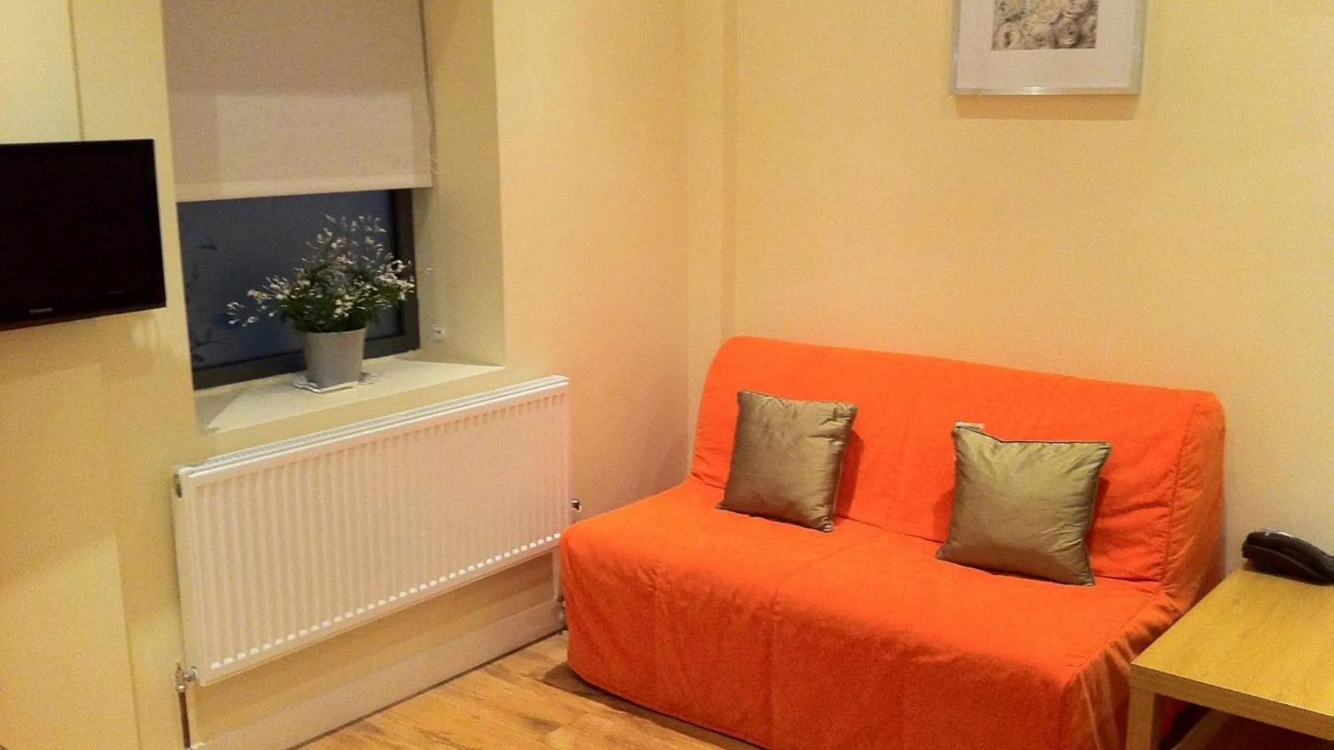 Lyall Apartment Hotel London 3*,